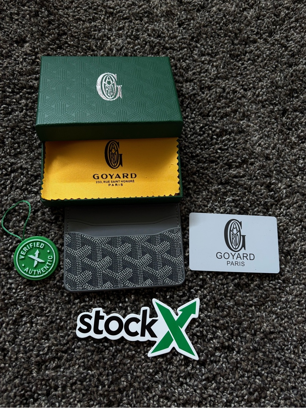 Goyard Gray Chevron Card Holder with Green Box and Tag